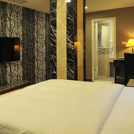 Maple Hotel Đài Nam Ngoại thất bức ảnh