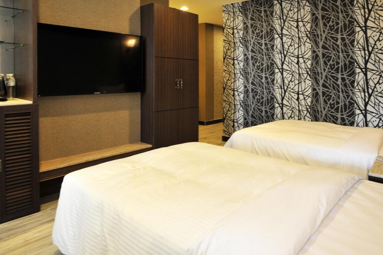 Maple Hotel Đài Nam Ngoại thất bức ảnh