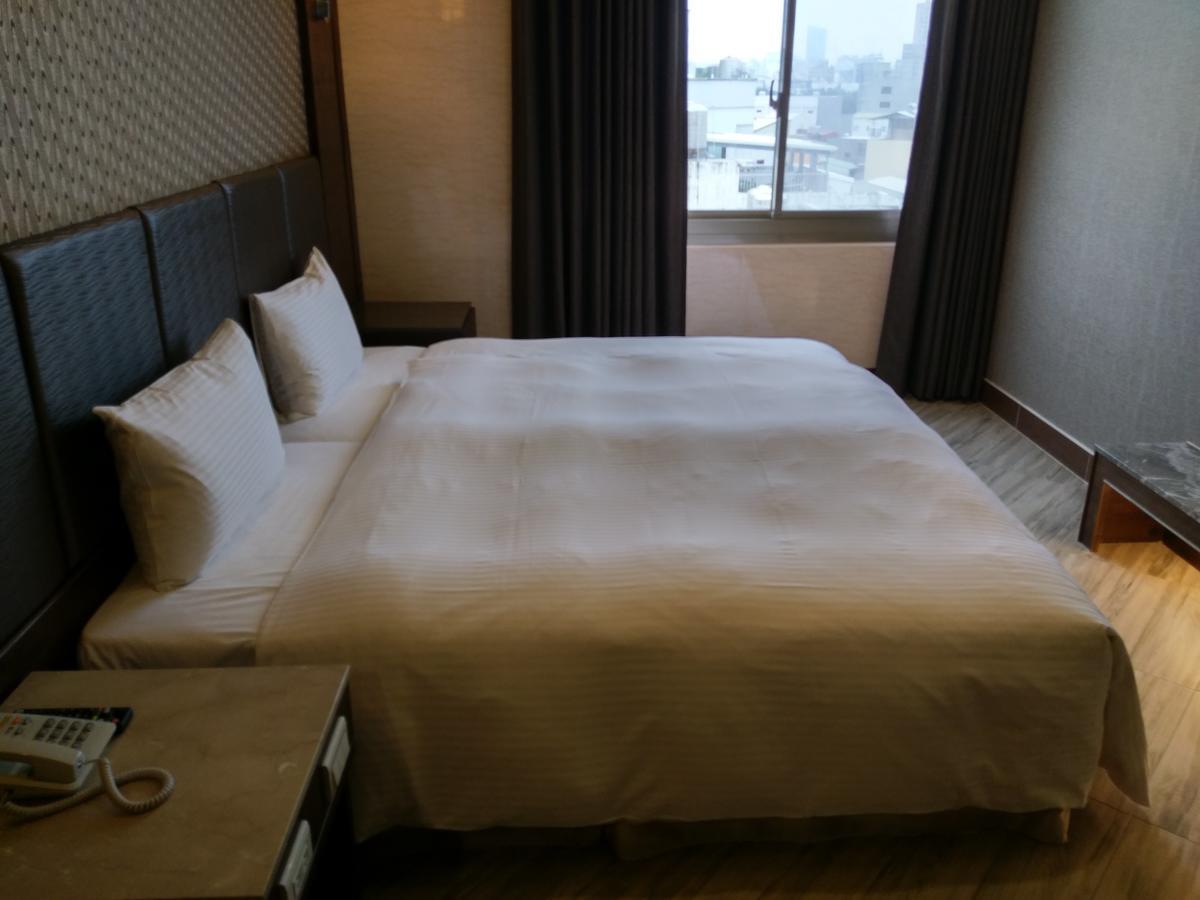 Maple Hotel Đài Nam Ngoại thất bức ảnh
