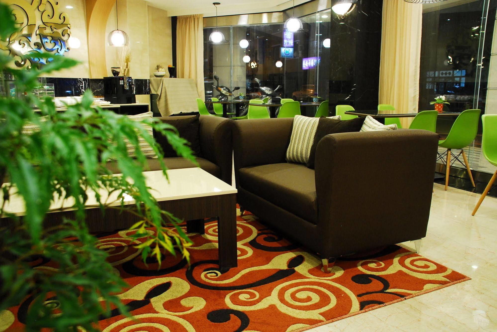 Maple Hotel Đài Nam Ngoại thất bức ảnh