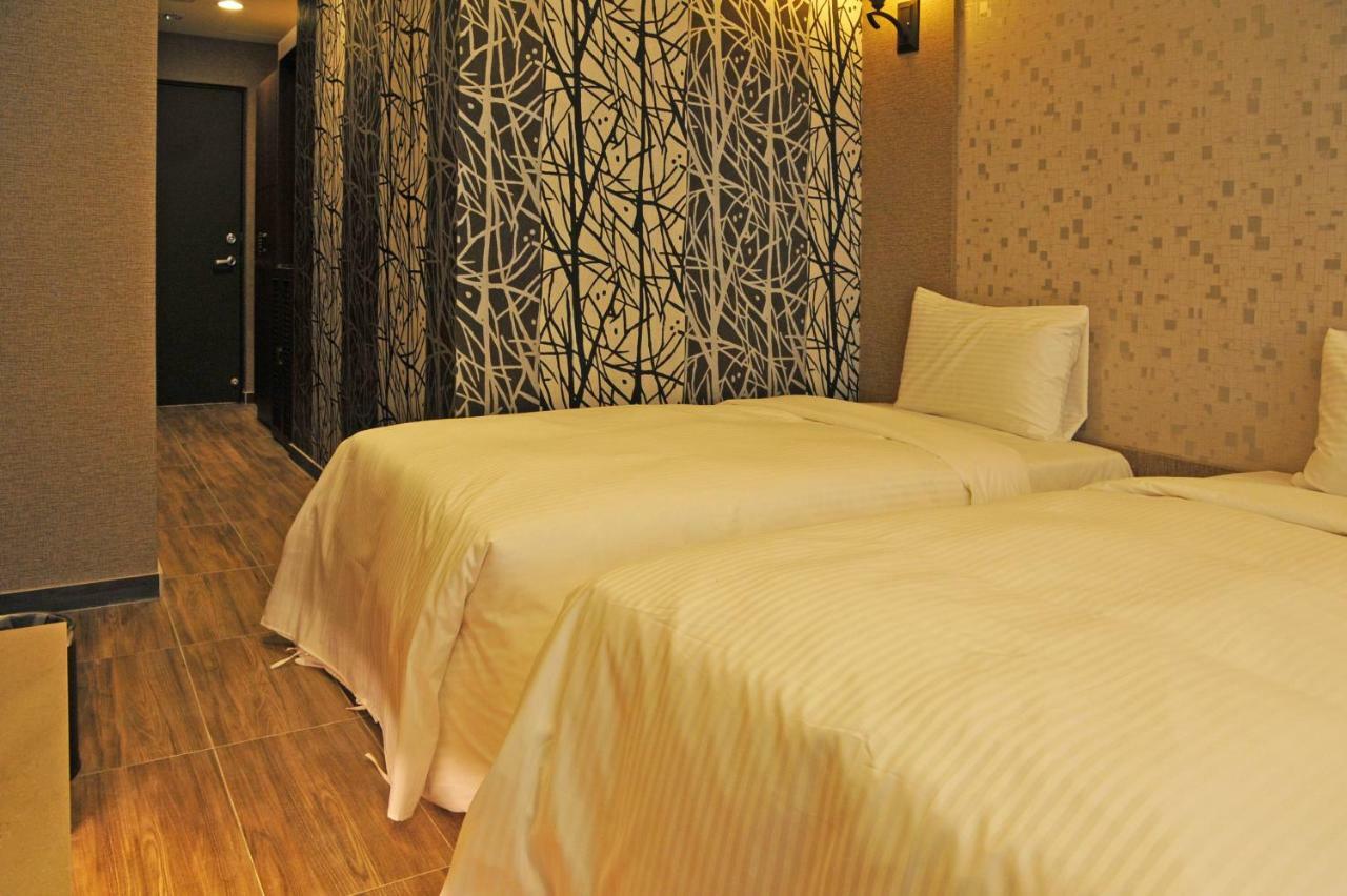 Maple Hotel Đài Nam Ngoại thất bức ảnh